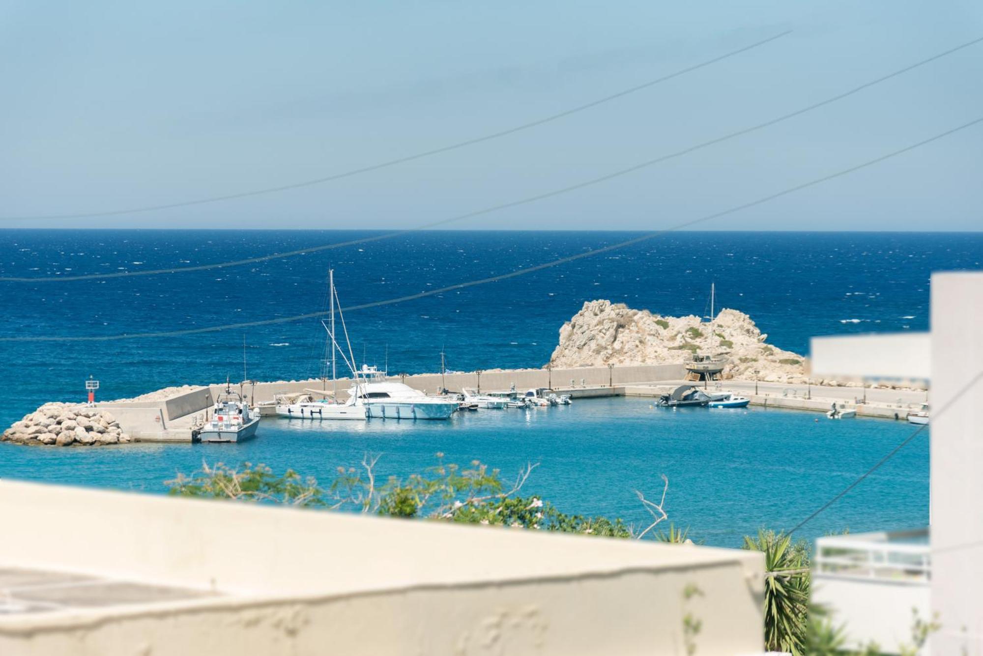 Hotel Astron Princess Karpathos Town  Exterior photo