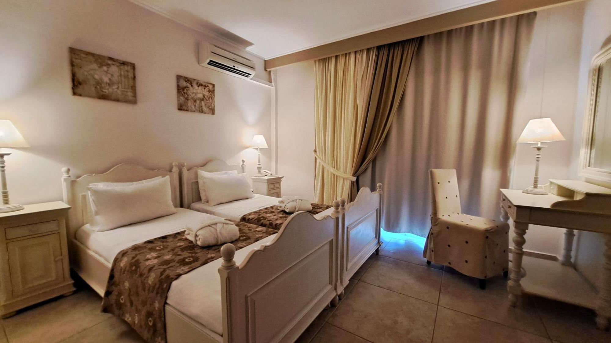 Hotel Astron Princess Karpathos Town  Exterior photo
