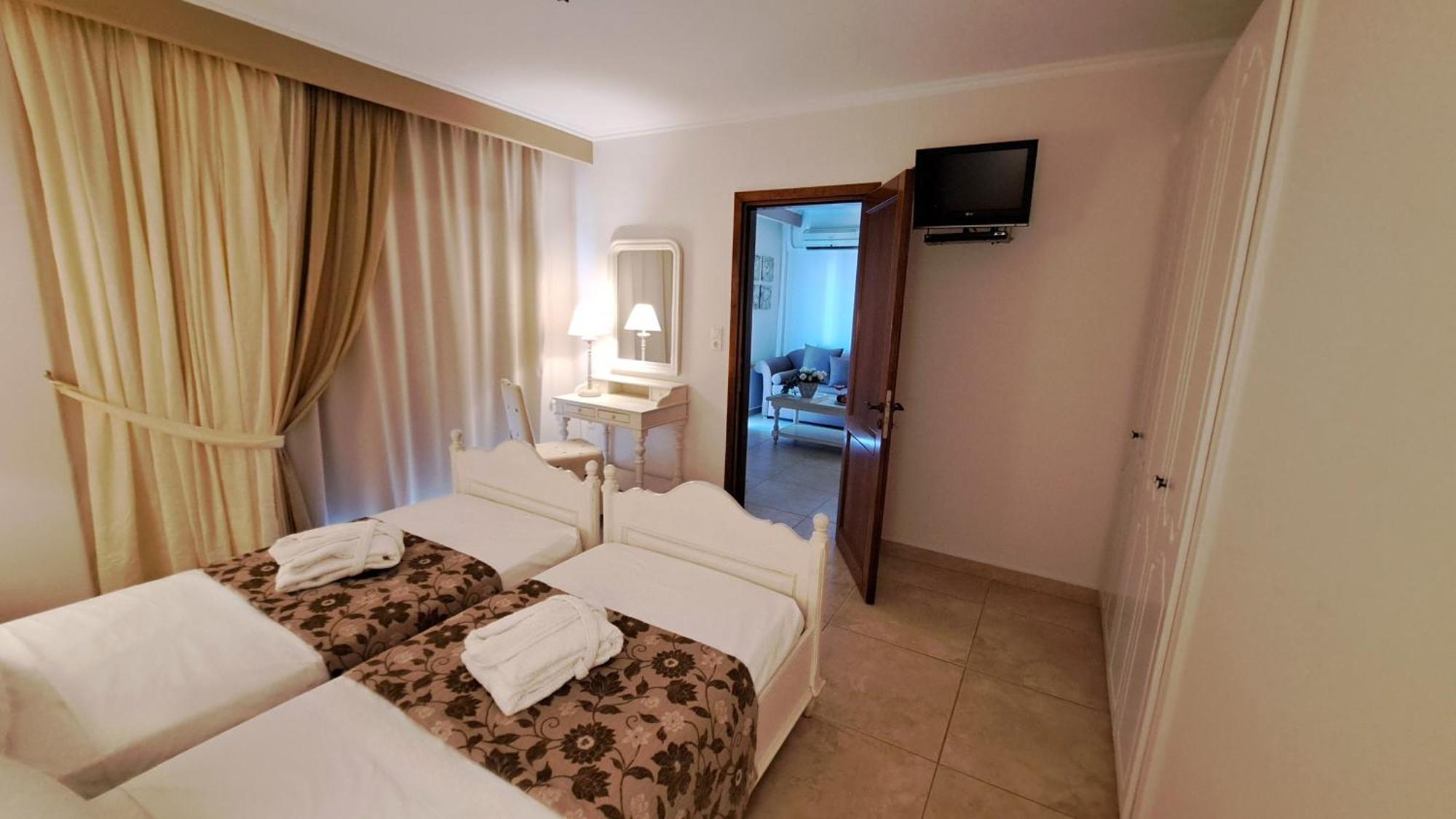 Hotel Astron Princess Karpathos Town  Exterior photo